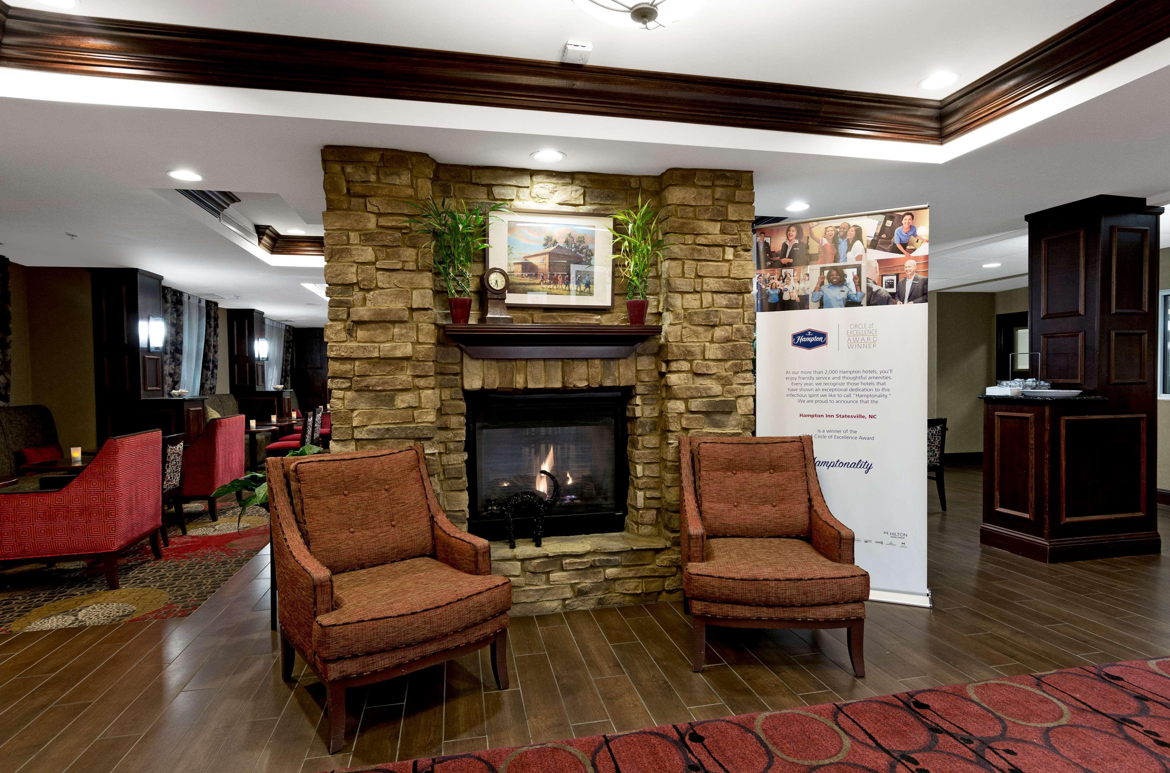 Hampton Inn Statesville Eksteriør billede