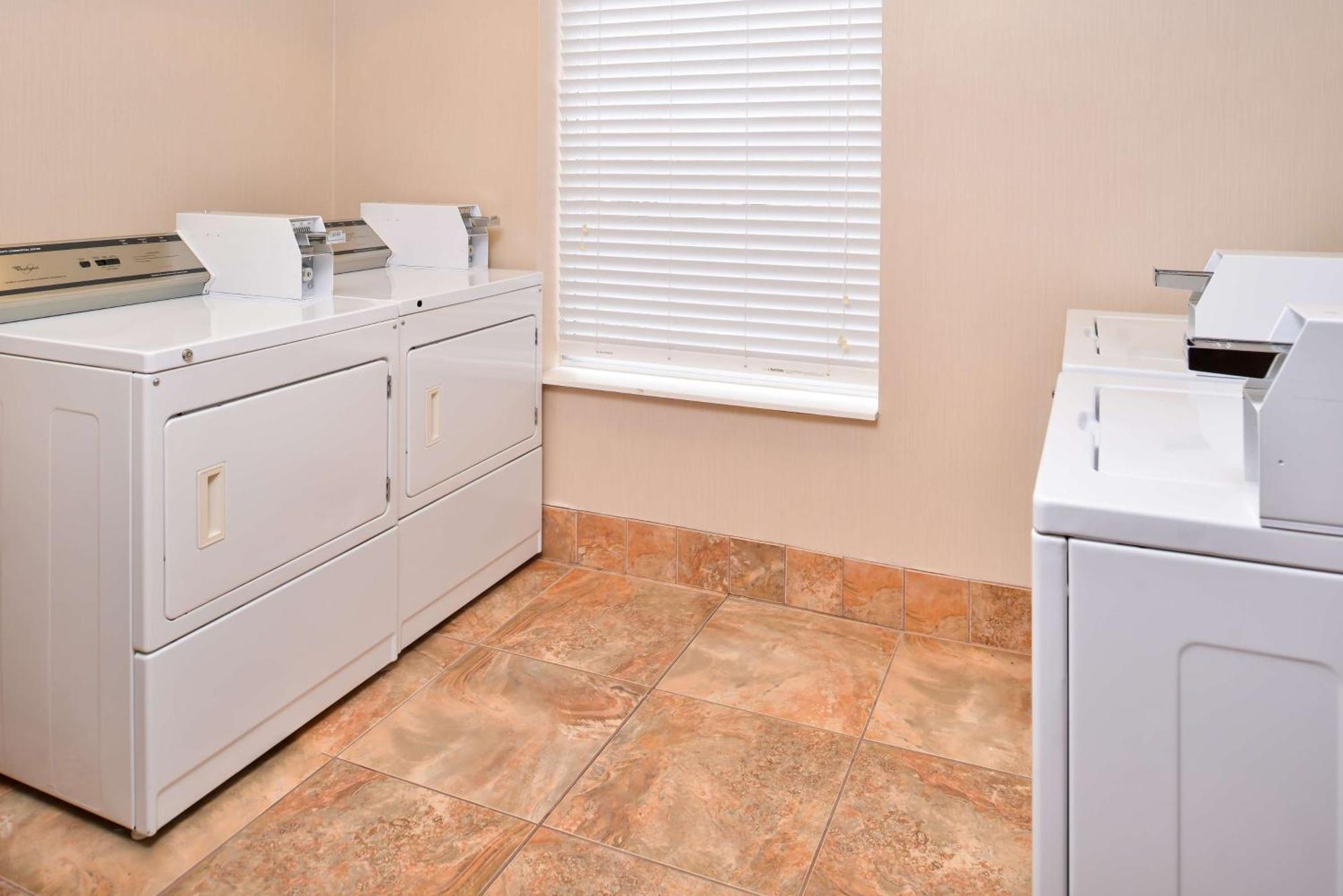 Hampton Inn Statesville Eksteriør billede