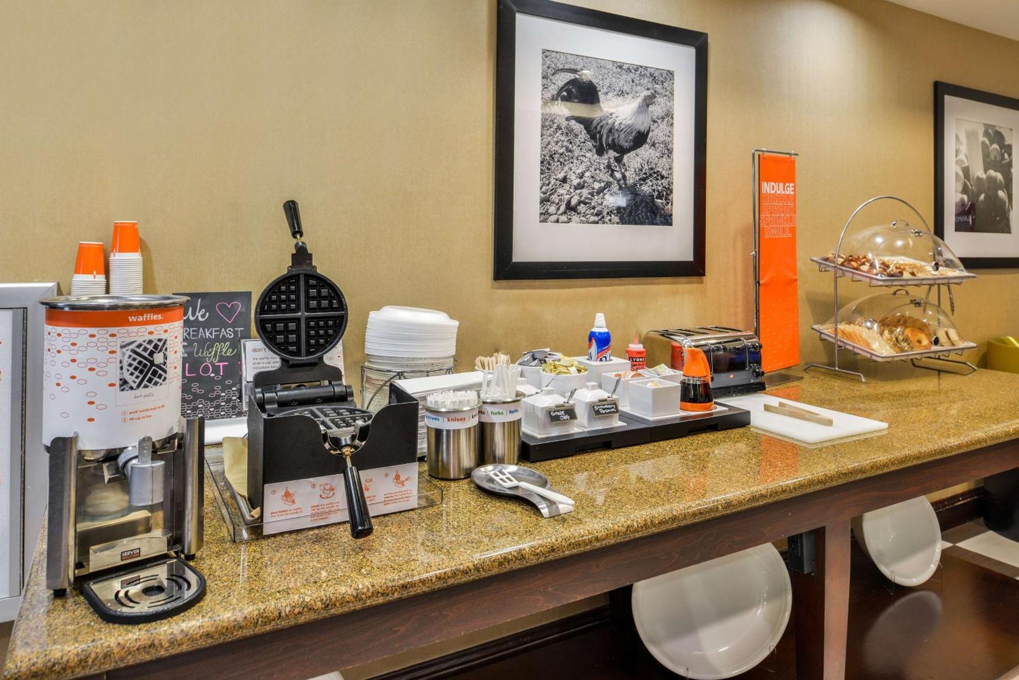 Hampton Inn Statesville Eksteriør billede